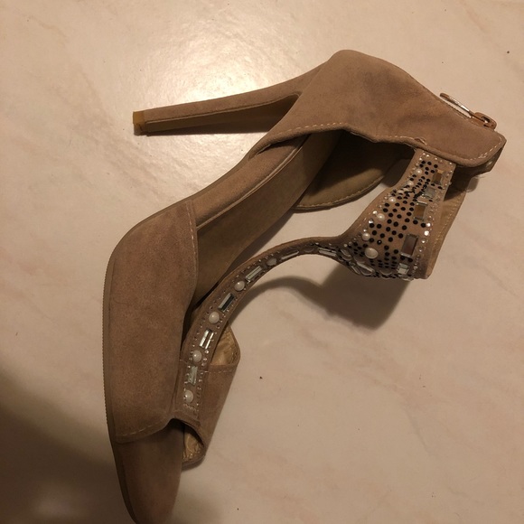 Ladies T-Strap boho chic heels size 41 BNWOT - Picture 2 of 4